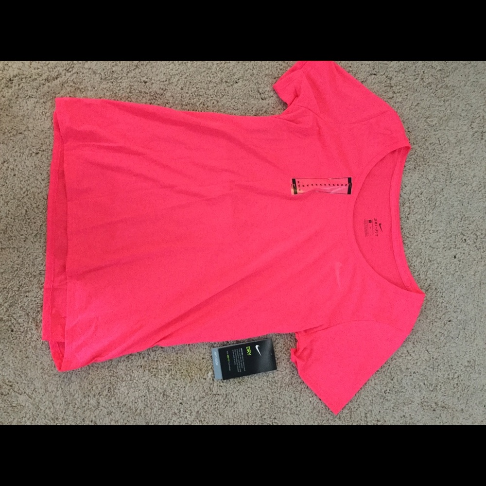 New Nike T-shirt